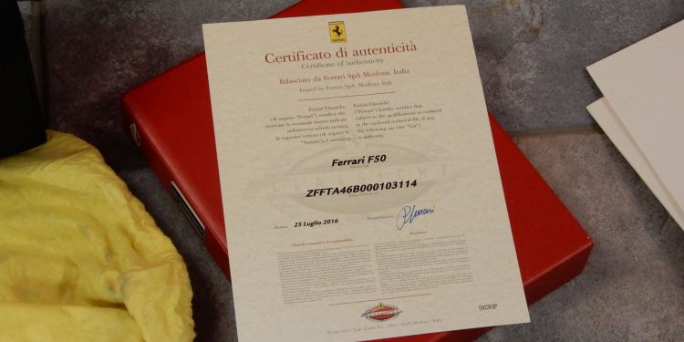 Ferrari F50 apresentado no salão de Frankfurt em 1995 vai a leilão! 36