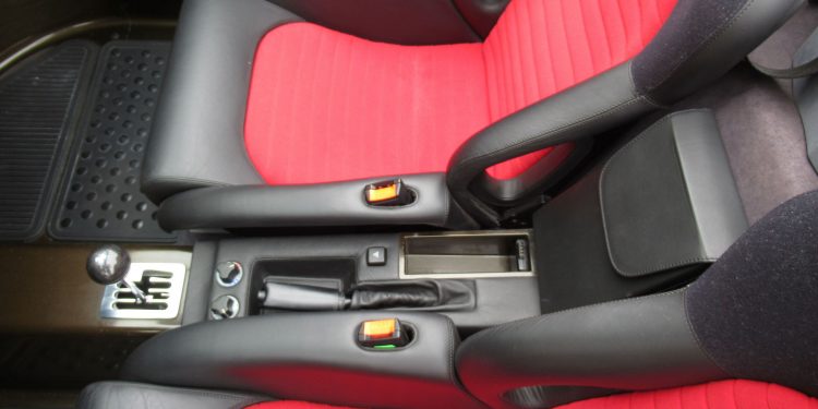 Ferrari F50 apresentado no salão de Frankfurt em 1995 vai a leilão! 44