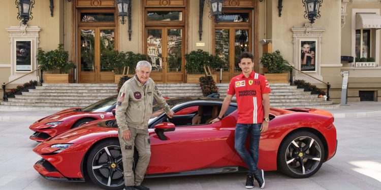 Charles Leclerc ataca as ruas do Mónaco com o Ferrari SF90 Stradale! 22