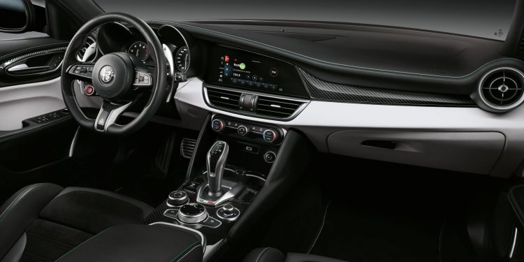 Novos Giulia e Stelvio Quadrifoglio MY2020: potência nos mais ínfimos detalhes 20