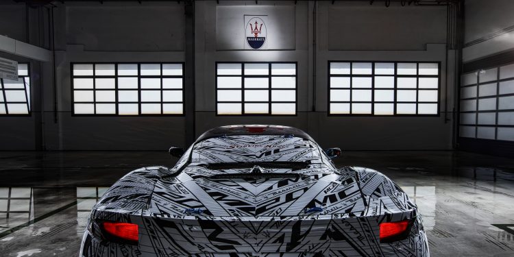 Maserati dedica o único protótipo do Maserati MC20 a Stirling Moss! 17