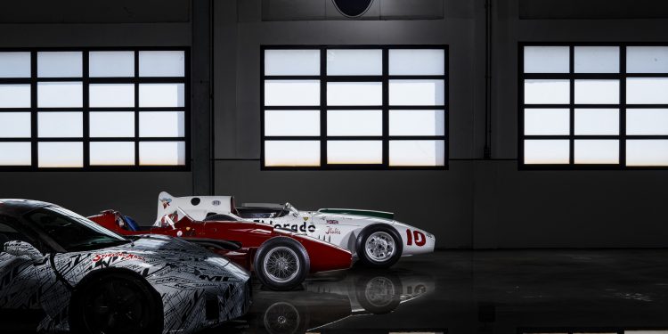 Maserati dedica o único protótipo do Maserati MC20 a Stirling Moss! 16