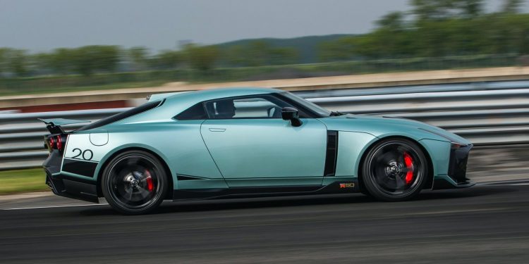 Nissan GT-R50 Italdesign ataca o circuito Tazio Nuvolari! 13