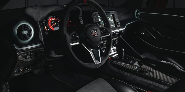 Nissan GT-R50 Italdesign ataca o circuito Tazio Nuvolari! 14