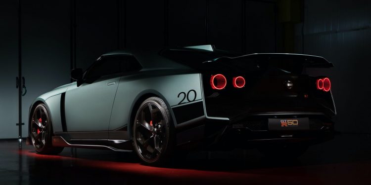 Nissan GT-R50 Italdesign ataca o circuito Tazio Nuvolari! 17