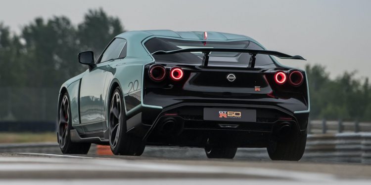 Nissan GT-R50 Italdesign ataca o circuito Tazio Nuvolari! 21