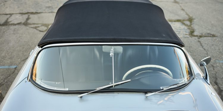 Mais um Porsche 356 A Speedster será leiloado por uma "módica quantia"! 32