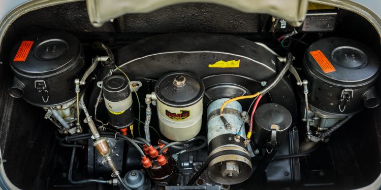 Mais um Porsche 356 A Speedster será leiloado por uma "módica quantia"! 35