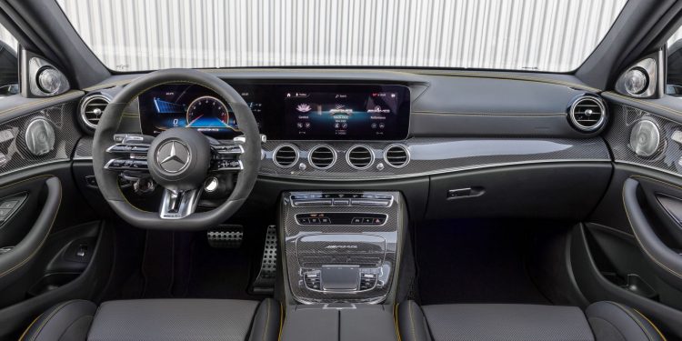 Nova geração Mercedes-AMG E 63 4MATIC+ Limousine e Station 16