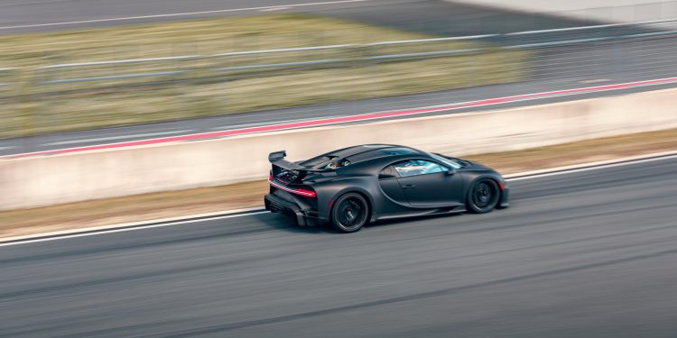 Bugatti Chiron Pur Sport ataca Bilster Berg! (Vídeo) 13
