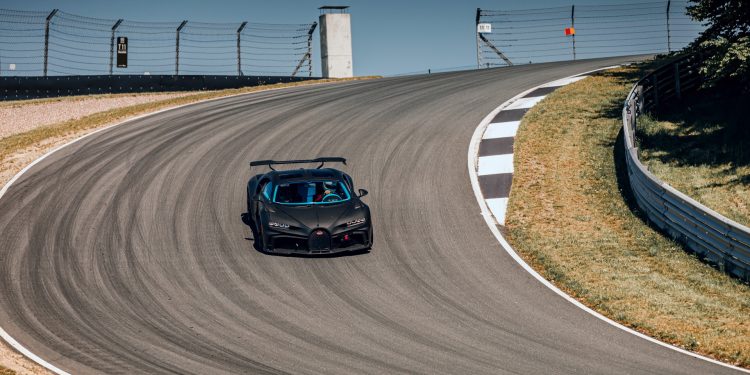 Bugatti Chiron Pur Sport ataca Bilster Berg! (Vídeo) 14