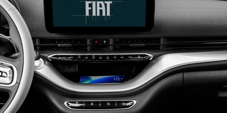 Novo Fiat 500 conquista o “Red Dot Award 2020” 20