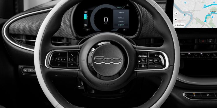 Novo Fiat 500 conquista o “Red Dot Award 2020” 18