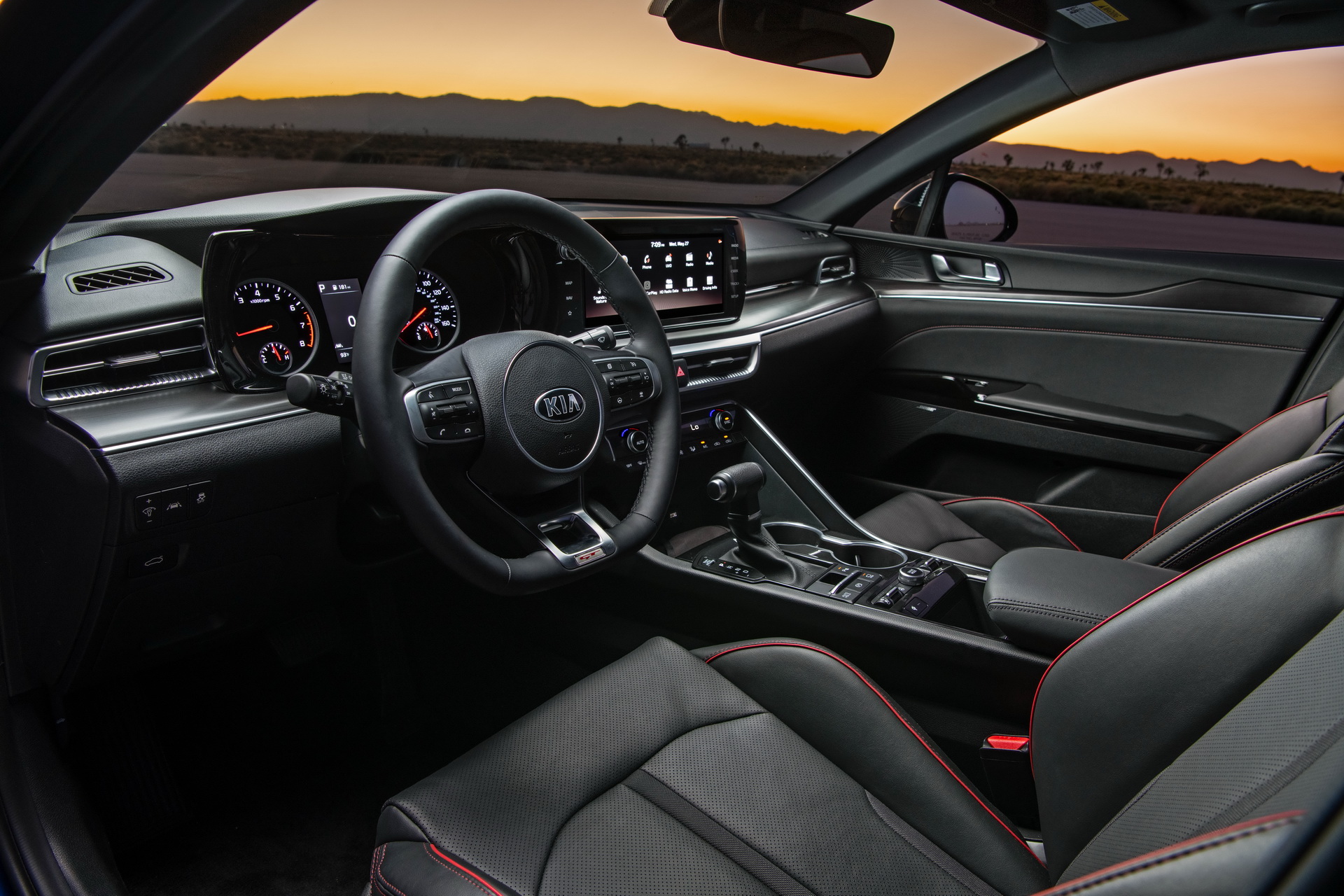 O substituto do KIA OPTIMA está a caminho dos Estados Unidos e chama-se K5! 18 O substituto do KIA OPTIMA está a caminho dos Estados Unidos e chama-se K5! 18