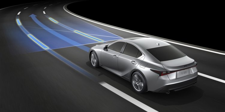 Lexus IS recebe um facelift profundo para 2021! 33