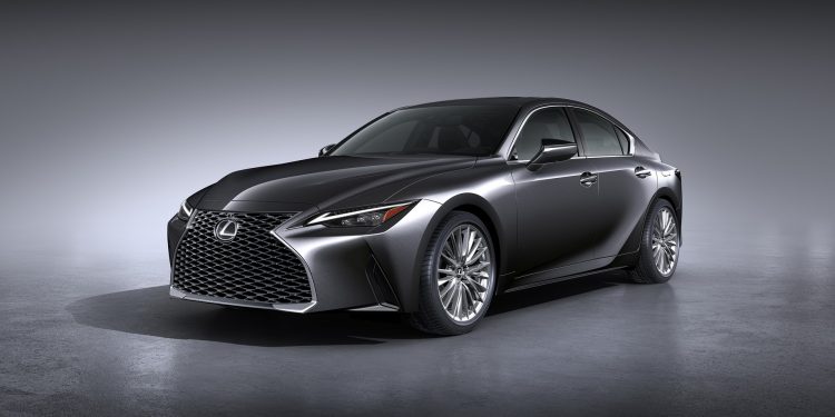 Lexus IS recebe um facelift profundo para 2021! 59