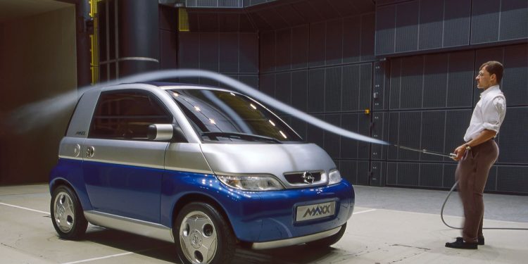 O primeiro motor ‘três em linha’ da Opel estreou-se há 25 anos no MAXX 13 O primeiro motor ‘três em linha’ da Opel estreou-se há 25 anos no MAXX 13