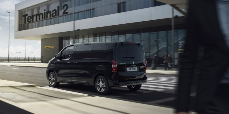 Novo PEUGEOT e-Traveller: Viagens de nova geração 17