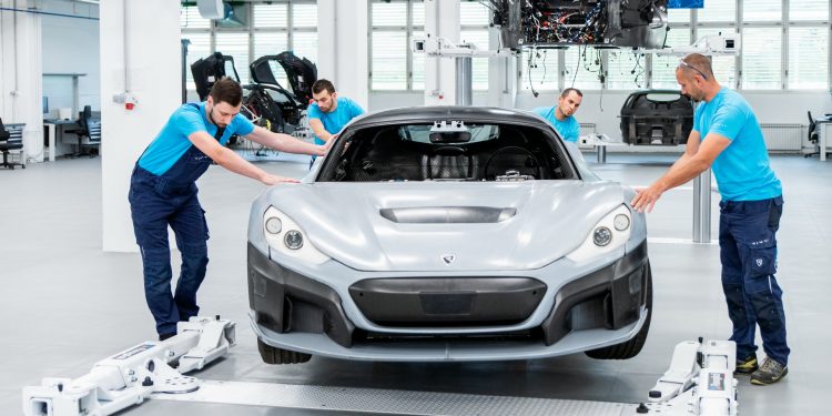RIMAC estreia linha de produção para o Rimac Concept Two! 19