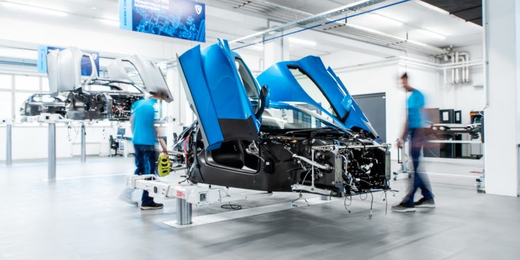 RIMAC estreia linha de produção para o Rimac Concept Two! 23