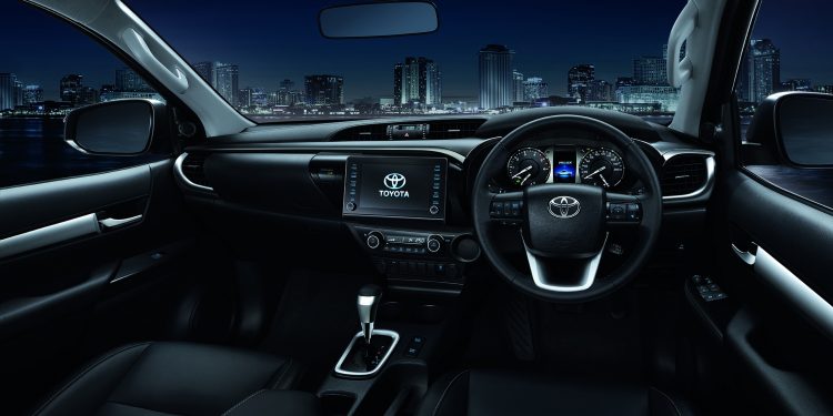 Toyota Hilux 2021 revelada online para o mercado Australiano! 16