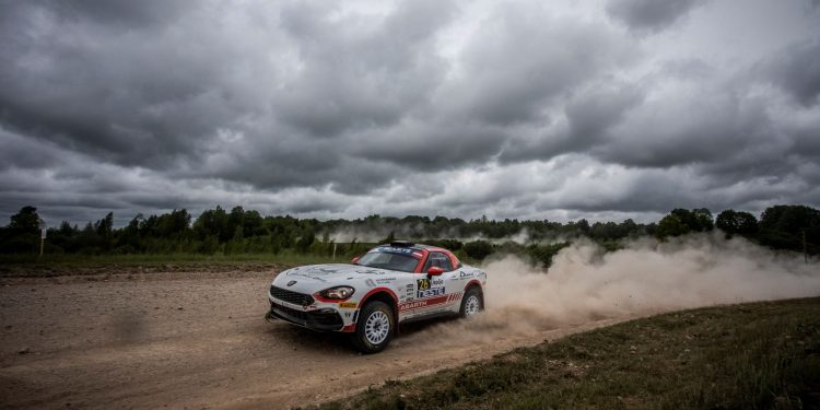 Portugal acolhe terceiro encontro do FIA ERC para o Abarth 124 rally no Rally Fafe Montelongo 13