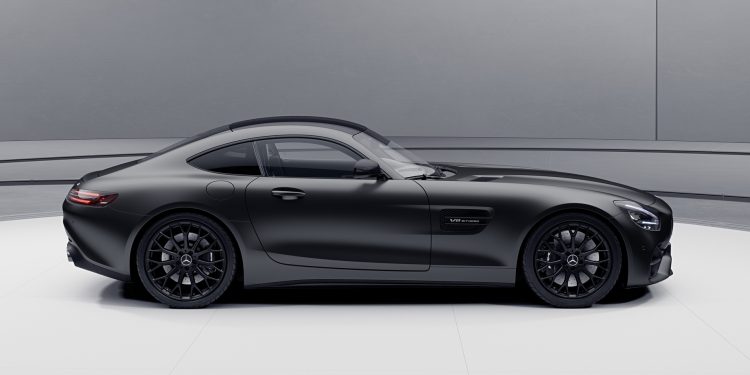 Mercedes oferece potência à "versão de entrada" do Mercedes AMG GT! 21