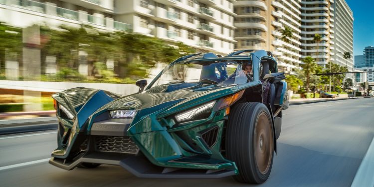 Polaris apresenta o Slingshot Grand Touring LE! 16