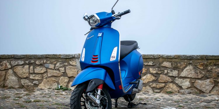 Vespa Sprint S 125: Regresso de um ícone das duas rodas! 35