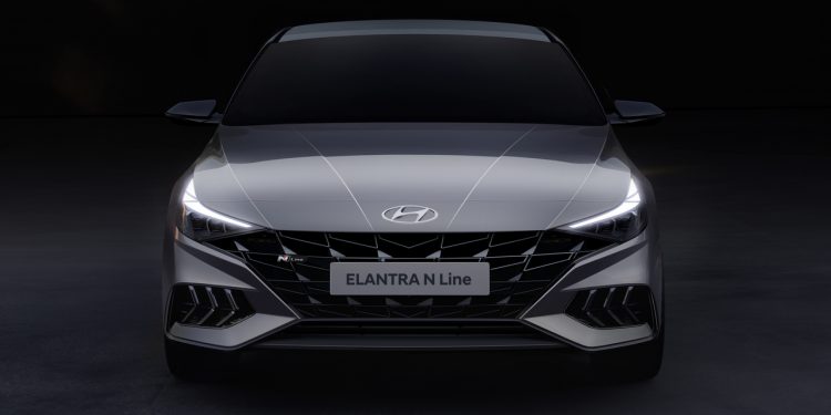 Hyundai Motor revela imagens do Novo Elantra N-Line 14