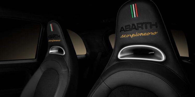 Novos Abarth 595 Scorpioneoro e Abarth 595 Monster Energy Yamaha, as duas almas da Abarth 19
