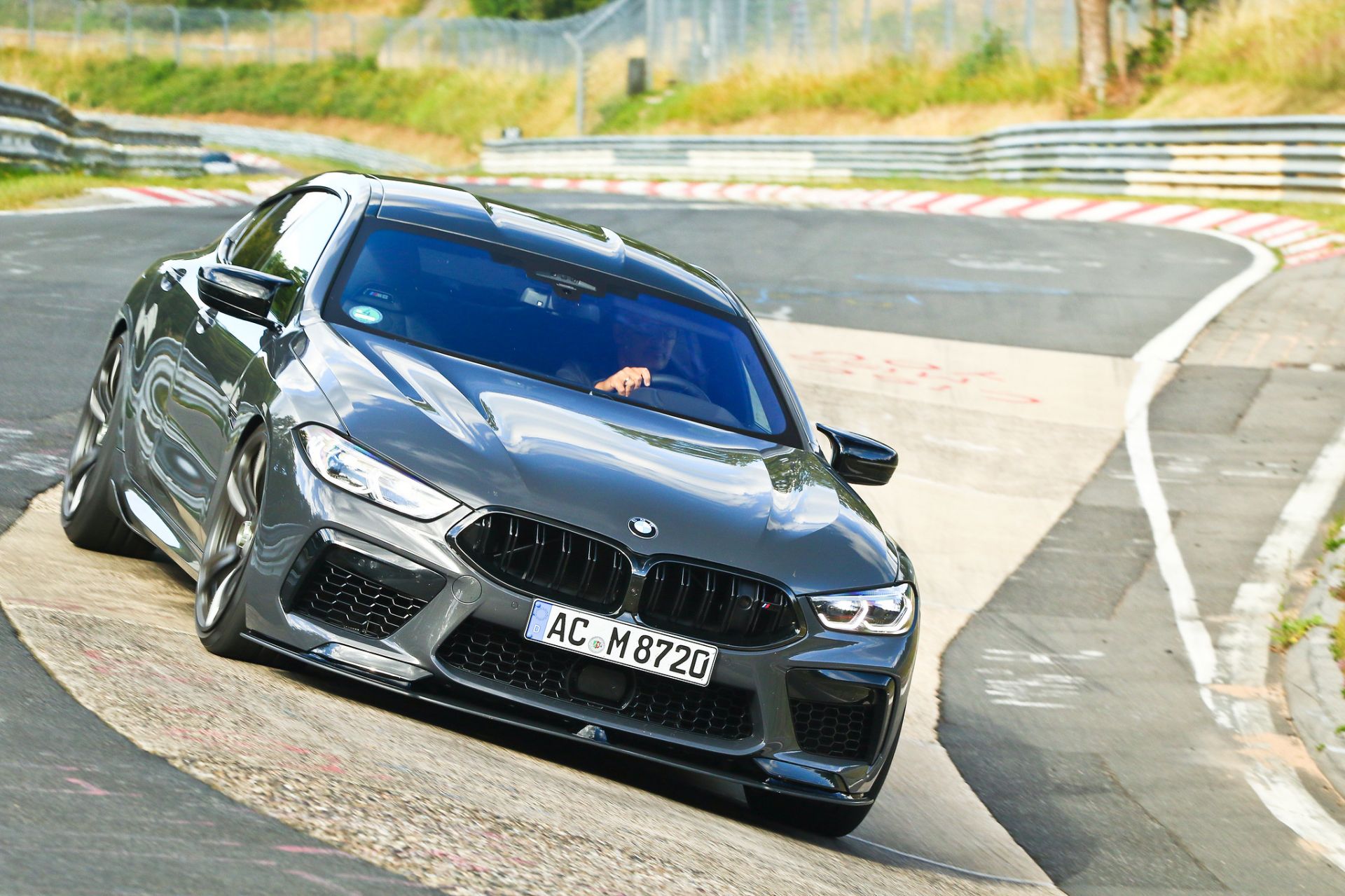 AC Schnitzer leva o BMW M8 aos 720cv! 16