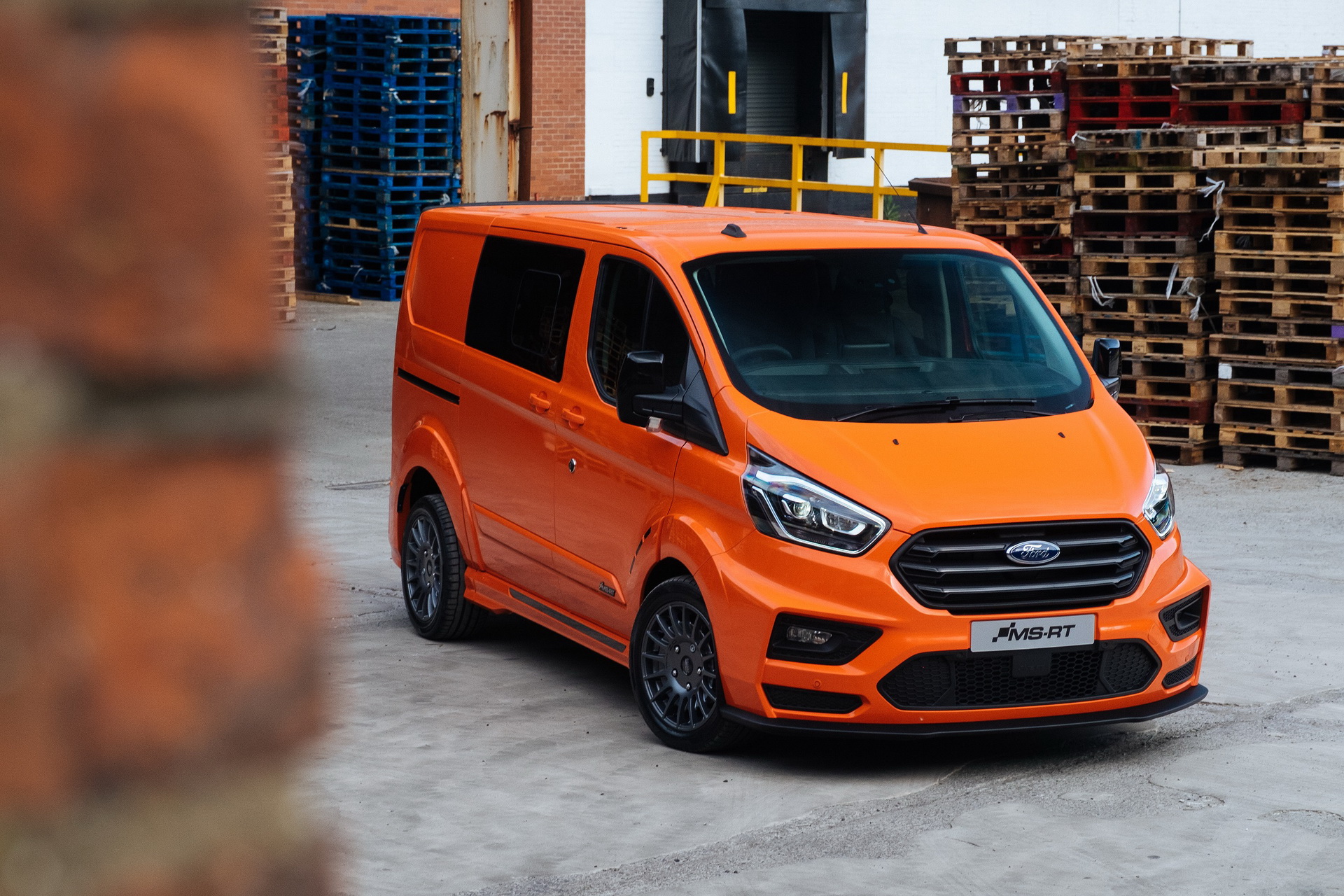 Ford Transit Custom e Transit Connect recebem versão M-Sport inspirada nos Ralis! 16