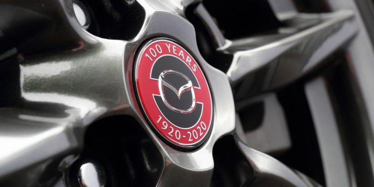 Icónico Mazda MX-5 já disponível em Edição Especial “100th Anniversary” 17