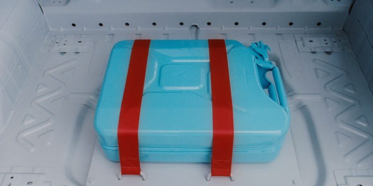 Projeto Todo-o-Terreno: uma cooperação entre a Mercedes-Benz e Virgil Abloh 26