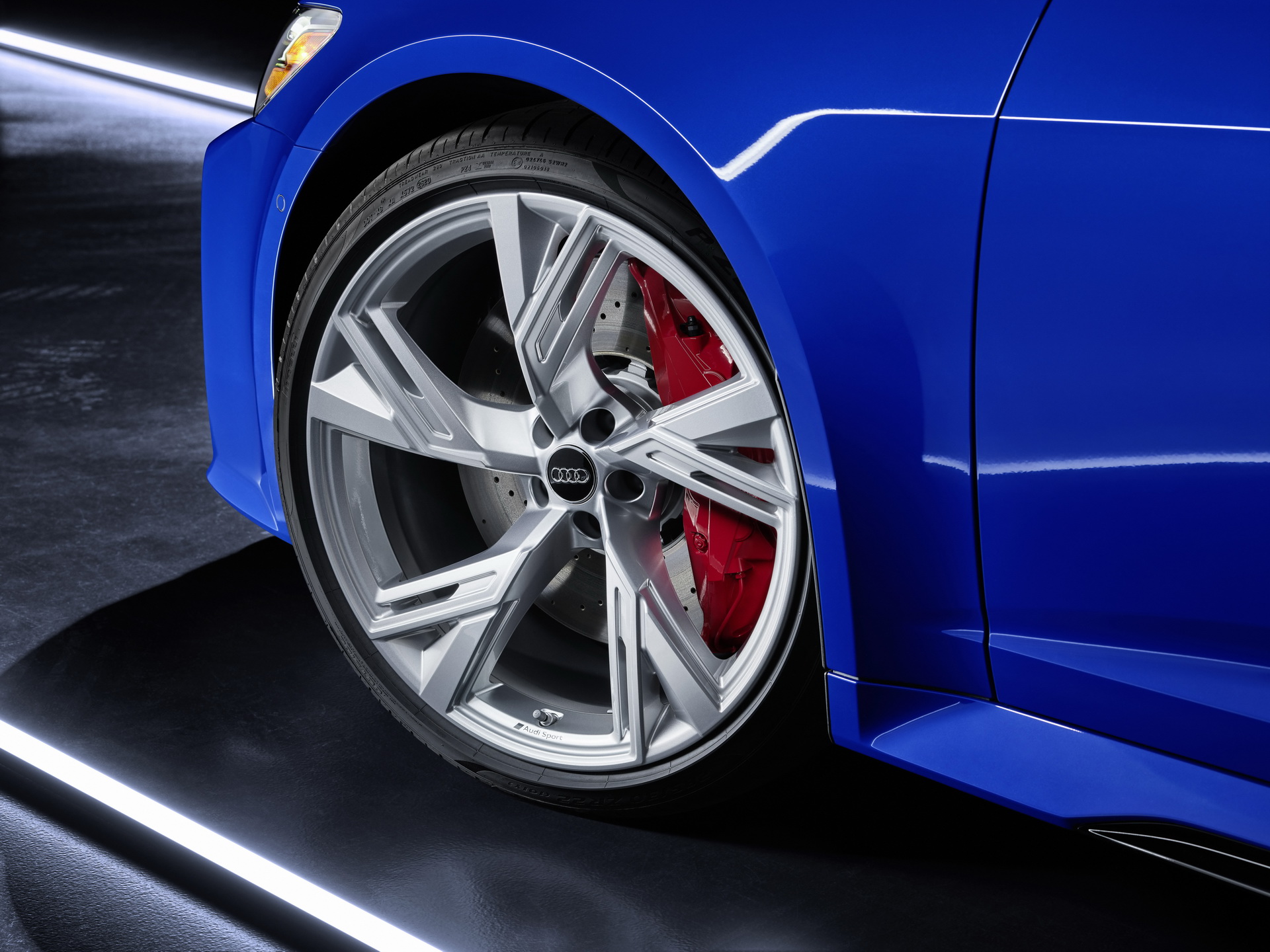 Audi RS6 "Tributo" presta homenagem à Audi RS2! 17