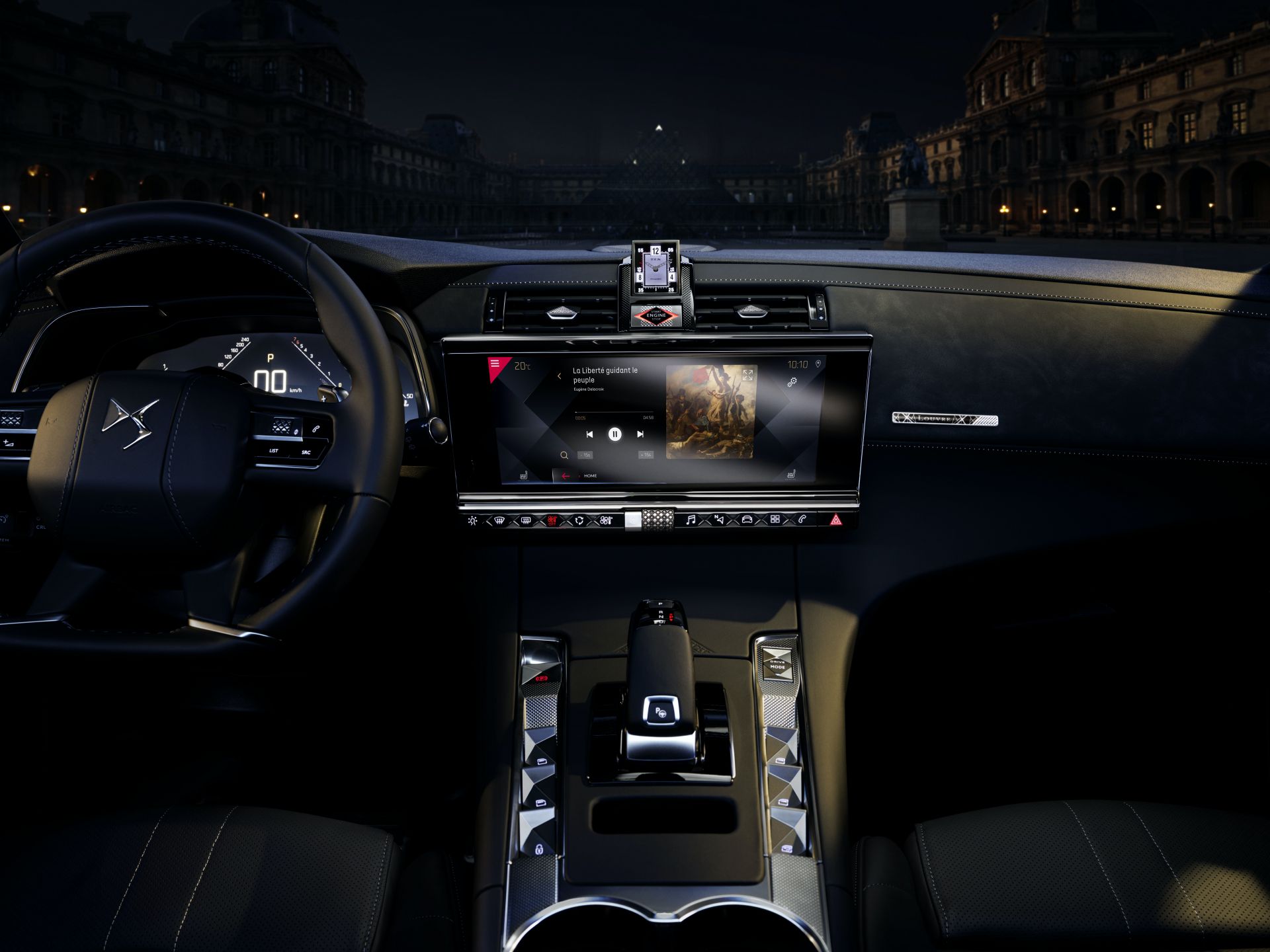 DS7 Crossback Louvre Edition pretende partir corações! 19