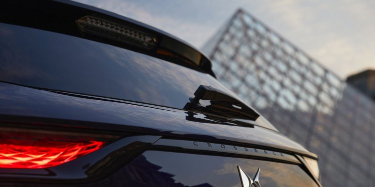 DS7 Crossback Louvre Edition pretende partir corações! 31