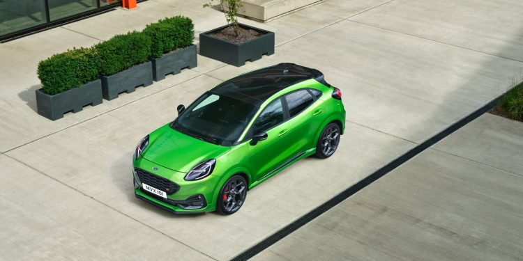 Ford Puma ST foi revelado e promete colar olhos à nuca! 34