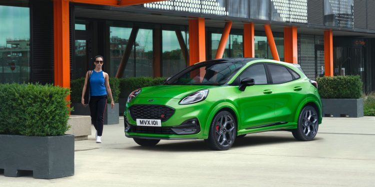 Ford Puma ST foi revelado e promete colar olhos à nuca! 31