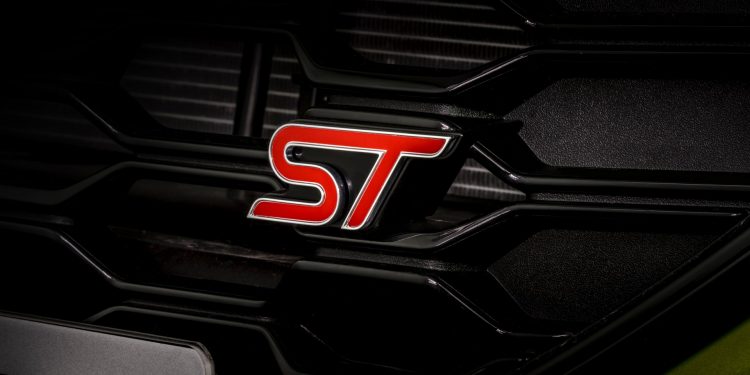 Ford Puma ST foi revelado e promete colar olhos à nuca! 26