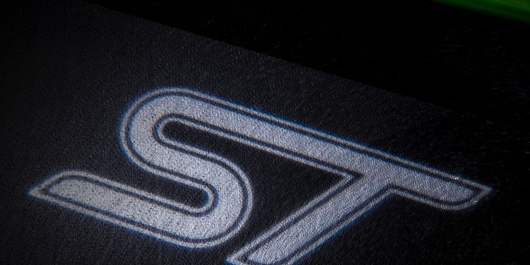 Ford Puma ST foi revelado e promete colar olhos à nuca! 23