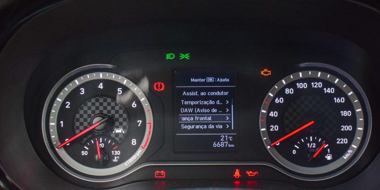 Hyundai i10 1.0 MPI: O citadino que quer ser utilitário! 33