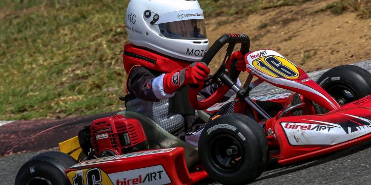 Lourenço Antunes inicia-se no campeonato nacional de Karting com apenas 5 anos! 20