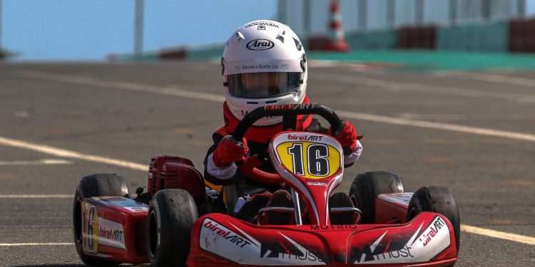 Lourenço Antunes inicia-se no campeonato nacional de Karting com apenas 5 anos! 16