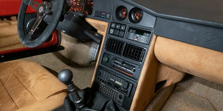 Lancia Delta S4 Stradale está à venda por 850.000€! 22