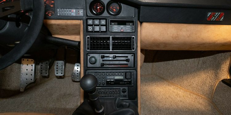 Lancia Delta S4 Stradale está à venda por 850.000€! 24