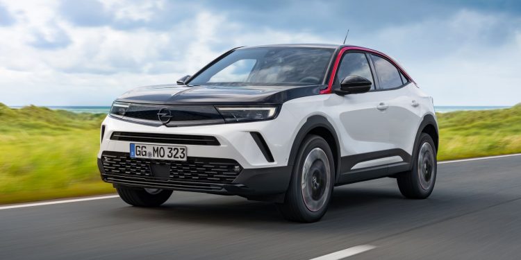 Motores mais eficientes: novo Opel Mokka alia prazer e modernidade 13