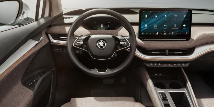 Skoda Enyaq iV revelado com 510km de autonomia sem emissões! 44
