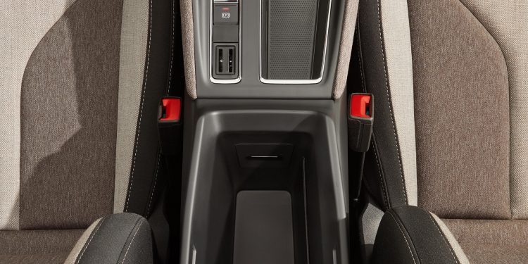 Skoda Enyaq iV revelado com 510km de autonomia sem emissões! 46